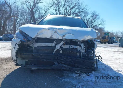 2022 Toyota Corolla Cross Le from USA, damaged, VIN 7MUBAAAG1NV016340